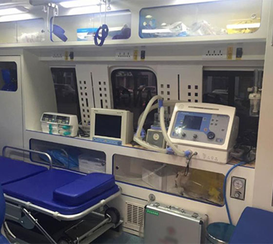 塔城车辆内部展示